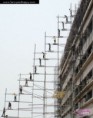 /album/srandovni-a-hloupe-napady/incredible-scaffold-unglaubliche-gerust-incroyable-echafaud-neuveritelne-leseni-jpg/